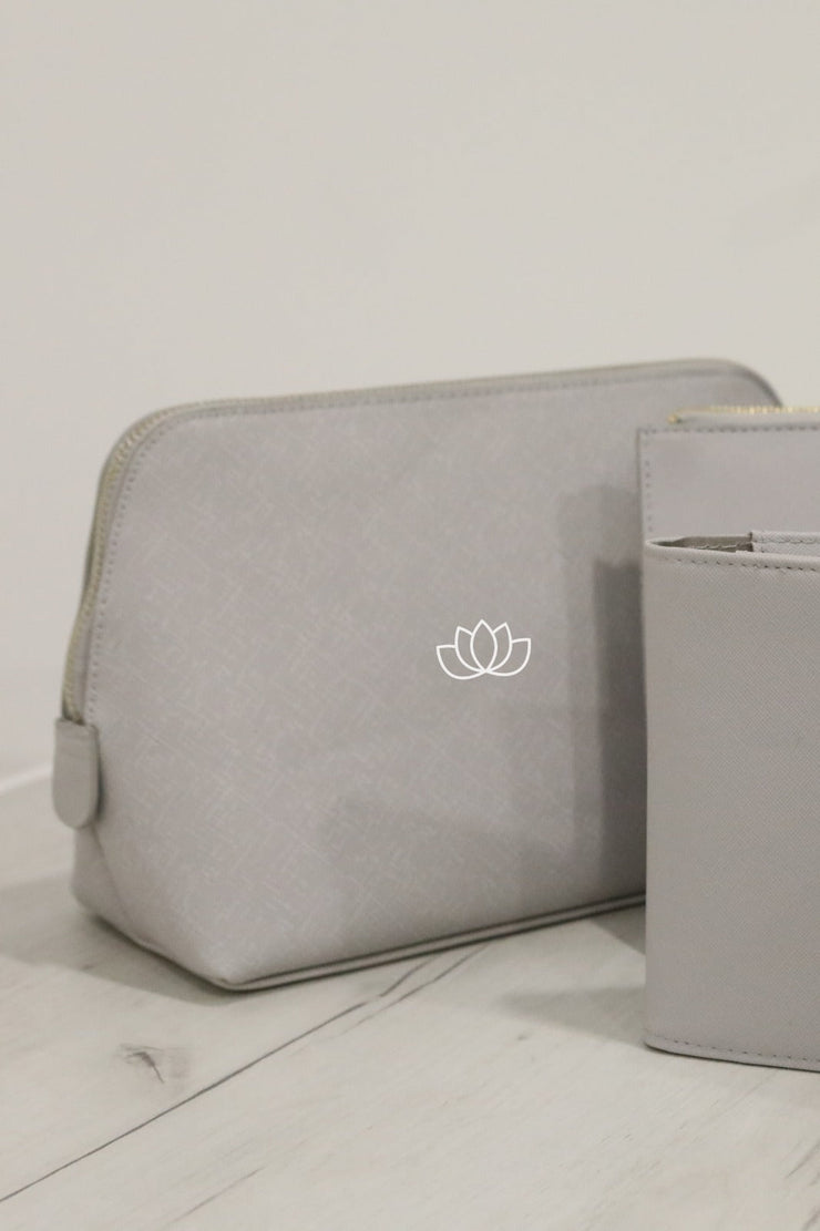 On The Go Accessory Case